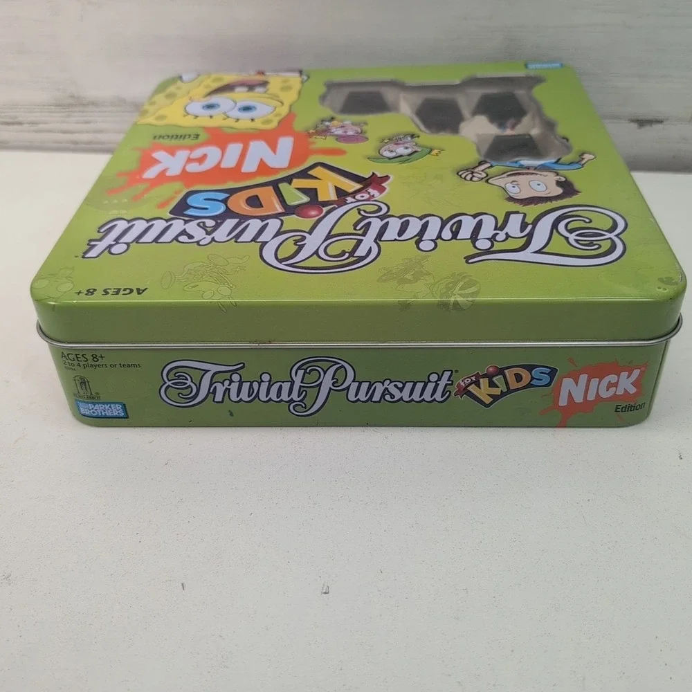 Trivial Pursuit for Kids Nick Edition Parker Brothers 2005 Metal Tin